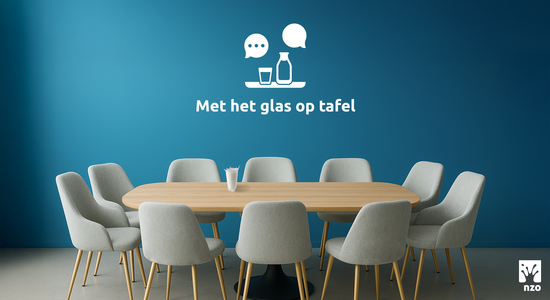 Met het glas op tafel